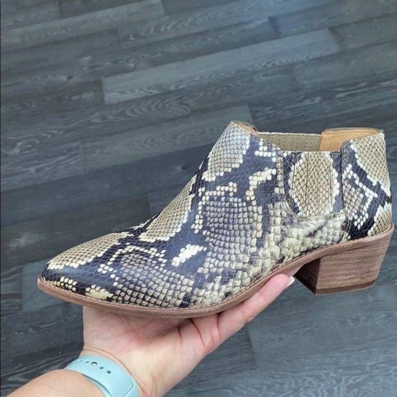 Madewell Sonia Low Leather Snakeskin Chelsea Boot - Picture 10 of 12